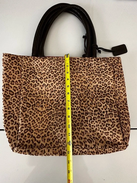 Neiman Marcus Leopard-Print Tote Duo - Picture 5 of 9